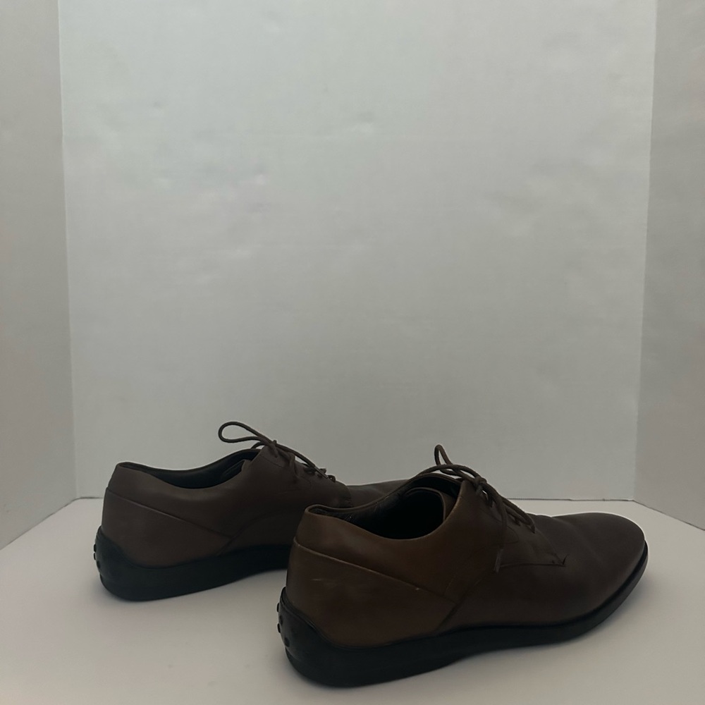 Tod’s Men Brown Leather Loafers